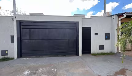 Casa de 147 m² com 03 suítes à venda por R$ 690.000 no Jardim Atlântico - Goiânia