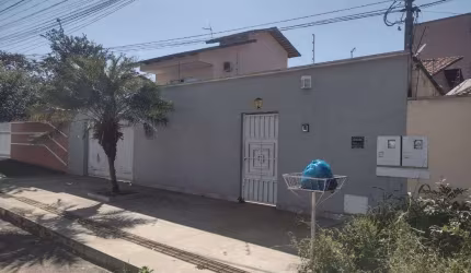 Casa de 155 m² com 03 quartos à venda, por R$ 945.000 no Setor Jaó - Goiânia