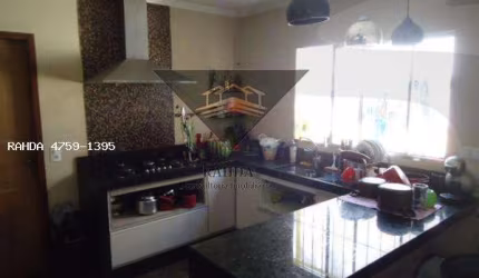 Casa para Venda em Mogi das Cruzes, Vila Cintra, 3 dormitórios, 1 suíte, 2 banheiros, 2 vagas