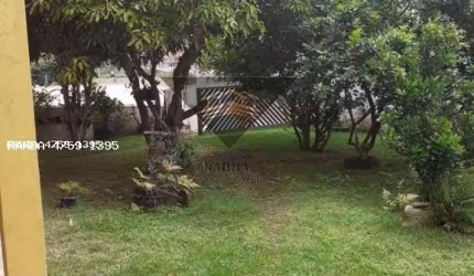 Casa para Venda em Poá, Vila Perracini, 3 dormitórios, 3 suítes, 1 banheiro, 2 vagas