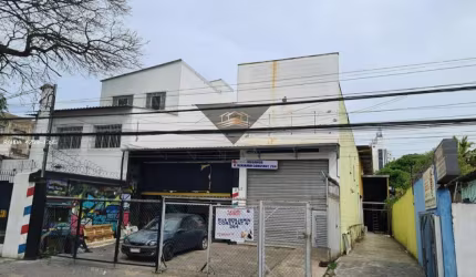 Salão Comercial para Venda em Suzano, Centro