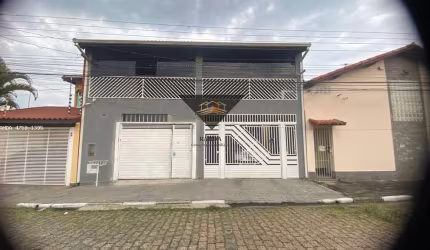 Casa para Venda em Suzano, Vila Maria de Maggi, 4 dormitórios, 1 suíte, 1 banheiro, 2 vagas