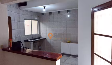 Casa com 2 dormitórios para alugar, 40 m² por R$ 1.919,08/mês - Jardim América - São José dos Campos/SP