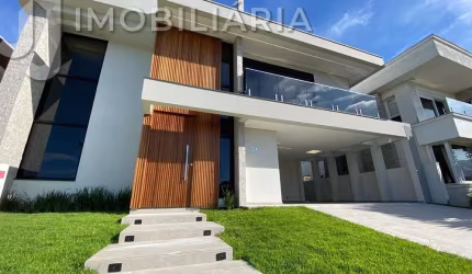 Casa Residencial com 4 quartos  à venda, 239.23 m2 por R$1850000.00  - Sao Joao Do Rio Vermelho - Florianopolis/SC