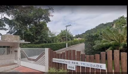 Terreno à venda, 395.87 m2 por R$1100000.00  - Trindade - Florianopolis/SC