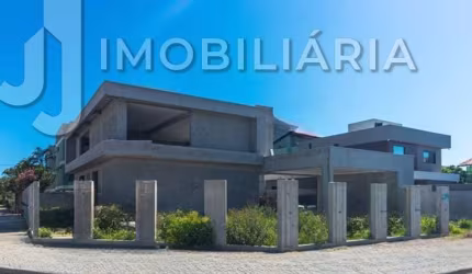 Casa Residencial com 3 quartos  à venda, 42192.00 m2 por R$3490000.00  - Ingleses Do Rio Vermelho - Florianopolis/SC