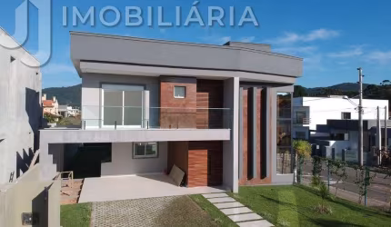 Casa Residencial com 3 quartos  à venda, 212.18 m2 por R$1490000.00  - Sao Joao Do Rio Vermelho - Florianopolis/SC