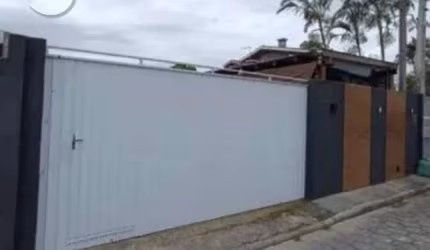 Casa Residencial com 2 quartos  à venda, 80.00 m2 por R$440000.00  - Sao Joao Do Rio Vermelho - Florianopolis/SC