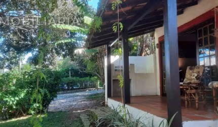 Casa Residencial com 6 quartos  à venda, 195.00 m2 por R$1870000.00  - Ponta Das  Canas - Florianopolis/SC