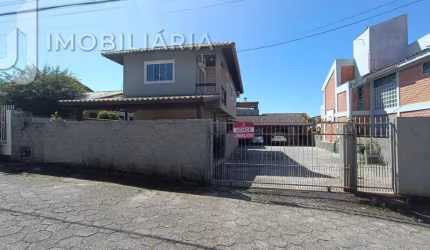 Casa Residencial com 6 quartos  à venda, 203.00 m2 por R$1278000.00  - Ingleses Do Rio Vermelho - Florianopolis/SC