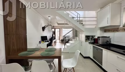Sobrado com 2 quartos  à venda, 60.00 m2 por R$330000.00  - Ingleses Do Rio Vermelho - Florianopolis/SC