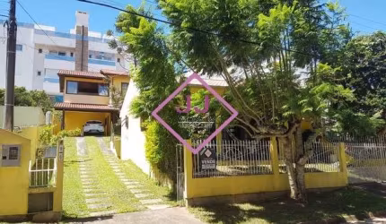 Casa Residencial com 6 quartos  à venda, 238.00 m2 por R$1596000.00  - Ingleses Do Rio Vermelho - Florianopolis/SC