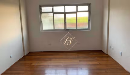 REFORMADO!!! Maravilhoso Apartamento com 02 dormitórios,  em excelente localização em Santos!!!