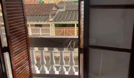 ACEITA PERMUTA EM APARTAMENTO EM SANTOS!!! SOBRADO EM MONGAGUÁ À 2 QUADRAS DA PRAIA!!!