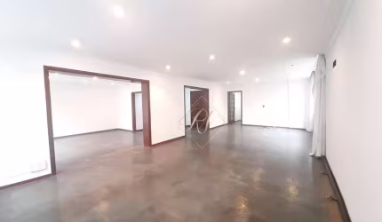 ESTUDA PROPOSTA!!! QUADRA DA PRAIA DO BOQUEIRÃO!!! 4 DORMITÓRIOS, SALA 3 AMBIENTES, FRENTE, 2 VAGAS NA CIDADE DE SANTOS!!