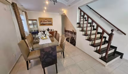 Sobrado com 5 dormitórios à venda, 274 m² por R$ 1.500.000,00 - Embaré - Santos/SP