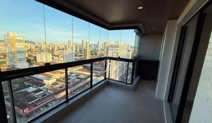 OPORTUNIDADE!! Apartamento em prédio novo, com 1 suíte, vaga de garagem e lazer completo em Santos!!