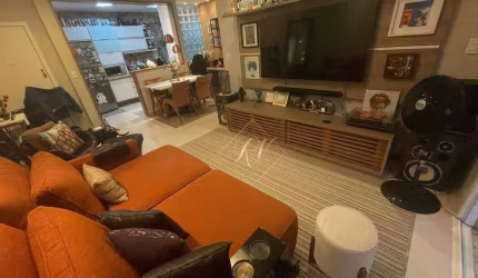 MEGA OPORTUNIDADE!!! APARTAMENTO IMPECÁVEL, SACADA NA SALA, 2 DORMITÓRIOS, LAZER COMPLETO, 2 VAGAS DE GARAGEM NO BAIRRO EMBARÉ EM SANTOS!!!