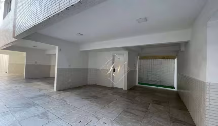 Casa triplex com 3 dormitórios à venda, 158 m² por R$ 780.000 - Gonzaga - Santos/SP