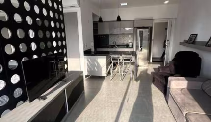 MOBILIADO, APARTAMENTO TIPO STUDIO, SACADA FECHADA EM VIDROS, LAZER COMPLETO NA CIDADE DE SANTOS!!!