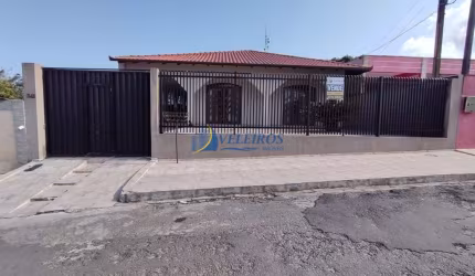 Casa com 3 quartos à venda na Rua Romã, 343, Vila São Vicente, Paranaguá por R$ 650.000