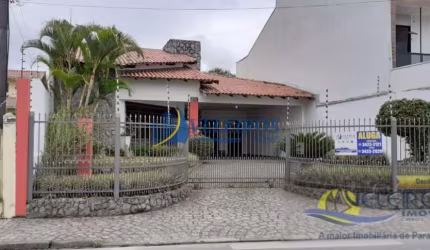 Casa com 3 quartos à venda na Rua Domingos Peneda, 337, Estradinha, Paranaguá por R$ 2.500.000