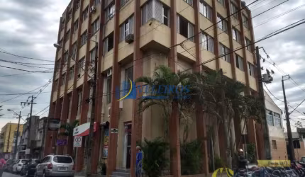 Sala comercial com 6 salas para alugar na DE  VISCONDE NACAR, 988, Centro Histórico, Paranaguá por R$ 4.000