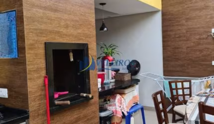 Casa com 3 quartos à venda na Rua Dr Arthur de Souza Costa, 10, Eldorado, Paranaguá por R$ 580.000