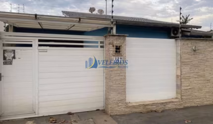 Casa à venda na Rua João Eugênio, 167, Costeira, Paranaguá por R$ 2.000.000