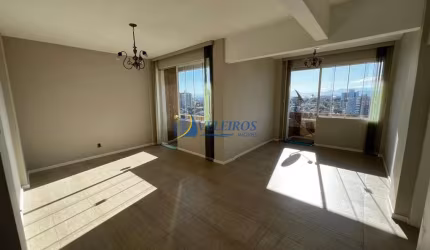 Apartamento com 2 quartos à venda na Rua Júlia da Costa, 237, Centro Histórico, Paranaguá por R$ 360.000