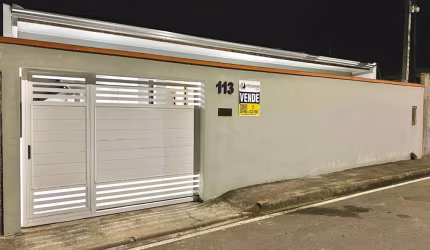 Casa com 2 quartos à venda na Rua João Pires, 113, Jardim Iguaçu, Paranaguá por R$ 319.000