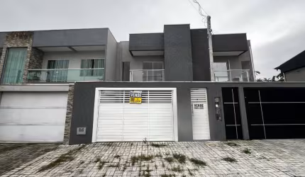 Casa à venda na Rua Alípio dos Santos, 612, Estradinha, Paranaguá por R$ 890.000