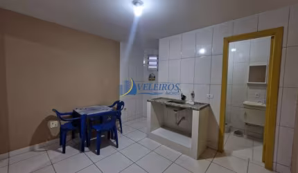 Kitnet / Stúdio para alugar na Rua Domingos Peneda, 1460, Vila Itiberê, Paranaguá por R$ 1.250