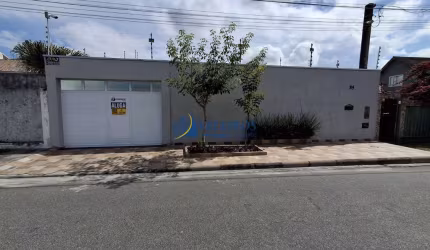 Casa com 2 quartos para alugar na Rua Lima, 85, Parque Agari, Paranaguá por R$ 8.000