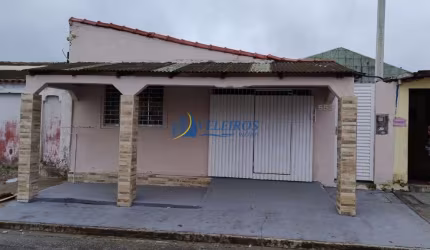 Casa com 2 quartos à venda na João Eugênio Cominese, 553, Santos Dumont, Paranaguá por R$ 180.000