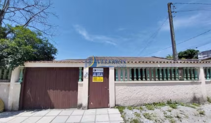 Casa com 4 quartos à venda na Rua Alfredo Budant, 607, Porto dos Padres, Paranaguá por R$ 300.000