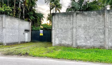 Terreno à venda na Rua José Das Dores Camargo, Alexandra, Paranaguá por R$ 3.500.000