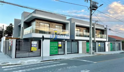 Casa com 3 quartos à venda na Rua Barigui, 65, Santos Dumont, Paranaguá por R$ 868.000