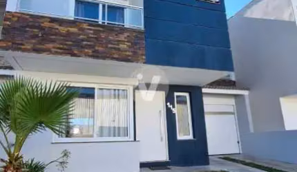 Casa alto padrão em condomínio fechado