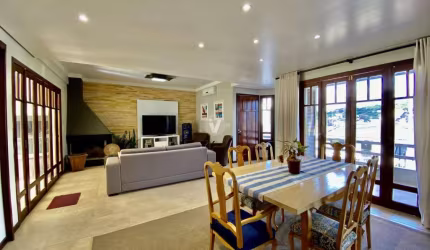 Casa de Alto Padrão em bairro nobre