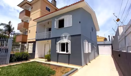 Linda casa com piscina!