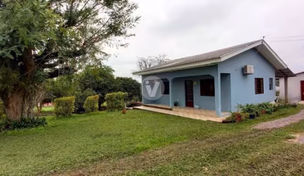 Casa 2 dormitórios à venda Diácono João Luiz Pozzobon Santa Maria/RS