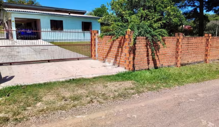Casa em Itaara com 1.600m2 de terreno.
