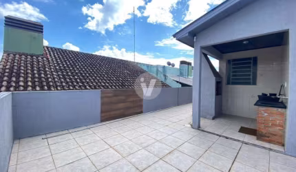 Cobertura à venda com 4 dormitórios e amplo terraço!