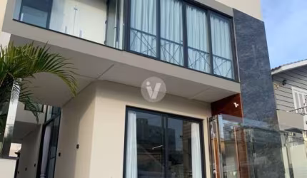 Excelente Casa Alto Padrão