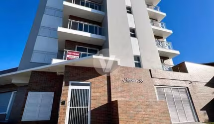 Apartamento no bairro São José,  2 dormitórios, 1 suíte, sacada, churrasqueira