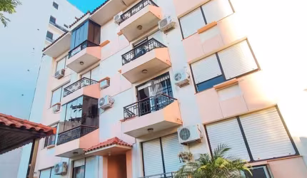 AP 3 DORMITORIOS COM EXCELENTE POSIÇÃO SOLAR PROXIMO AO CLUBE DORES
