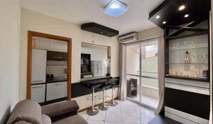 Apartamento 1 dormitório semimobiliado com garagem no bairro Bonfim.