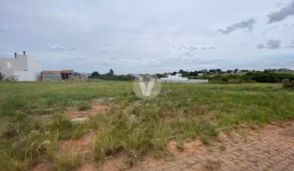Lote localizado no Residencial Santa Júlia , fácil a acesso a UFSM!