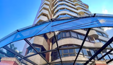 Apartamento de alto padrão, com 3 dormitórios e localização privilegiada à venda